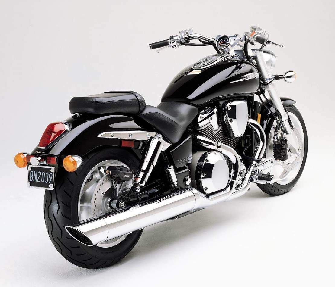 Мотоцикл Honda VTX 1800C 2004 фото