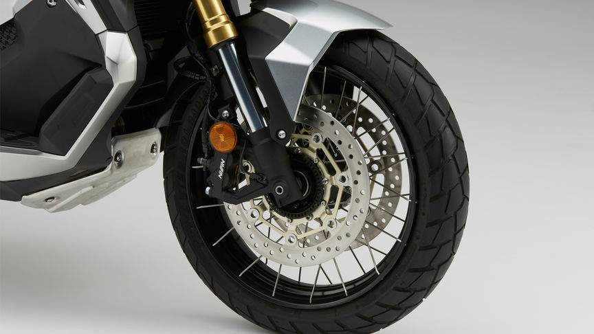 Мотоцикл Honda X-ADV 2017 фото