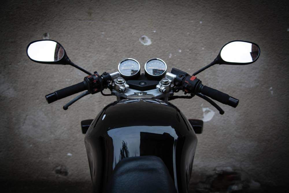 Мотоцикл Honda XBR 500 1985 фото
