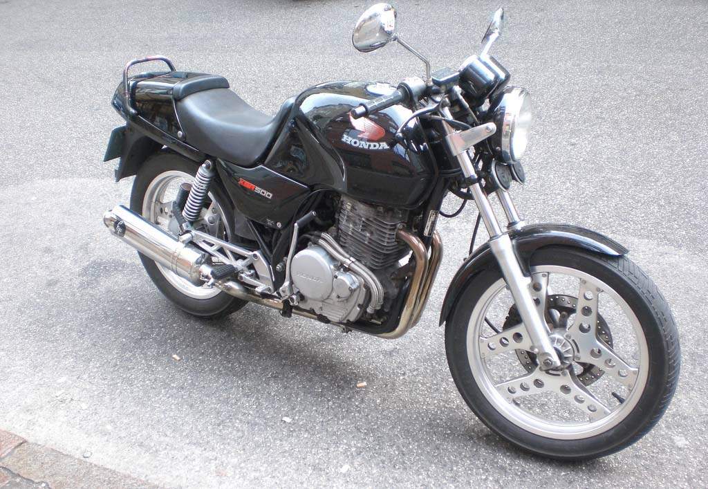Мотоцикл Honda XBR 500 1985 фото