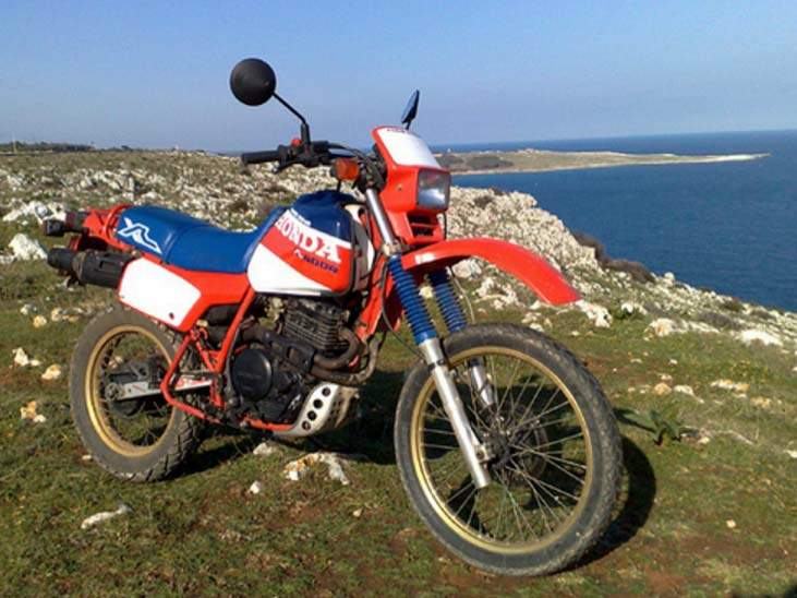 Мотоцикл Honda XL 600R Paris Dakar 1985 фото