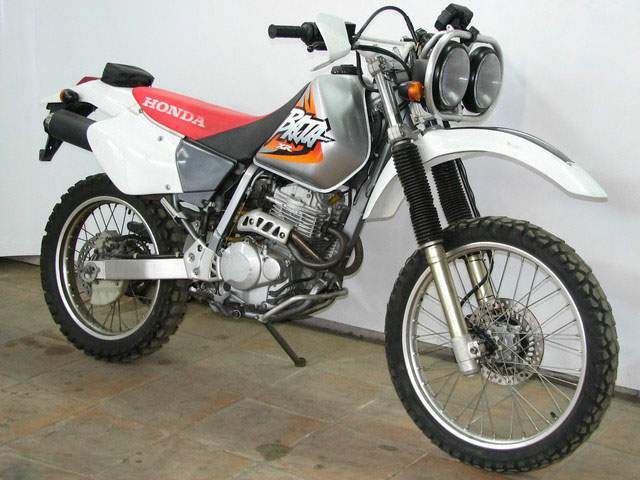 Мотоцикл Honda XLR 250R Baja 1997 фото
