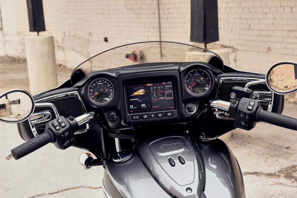 Мотоцикл Indian Chief tain 2019 фото