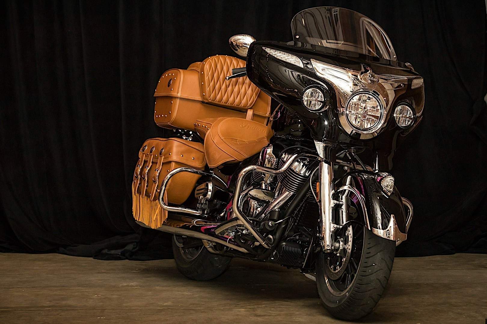 Мотоцикл Indian Roadmaster Classic 2017 фото
