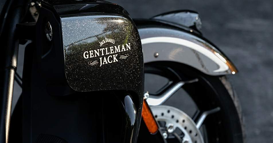 Мотоцикл Indian Roadmaster Dark Horse Jack Daniels 116 2021 фото