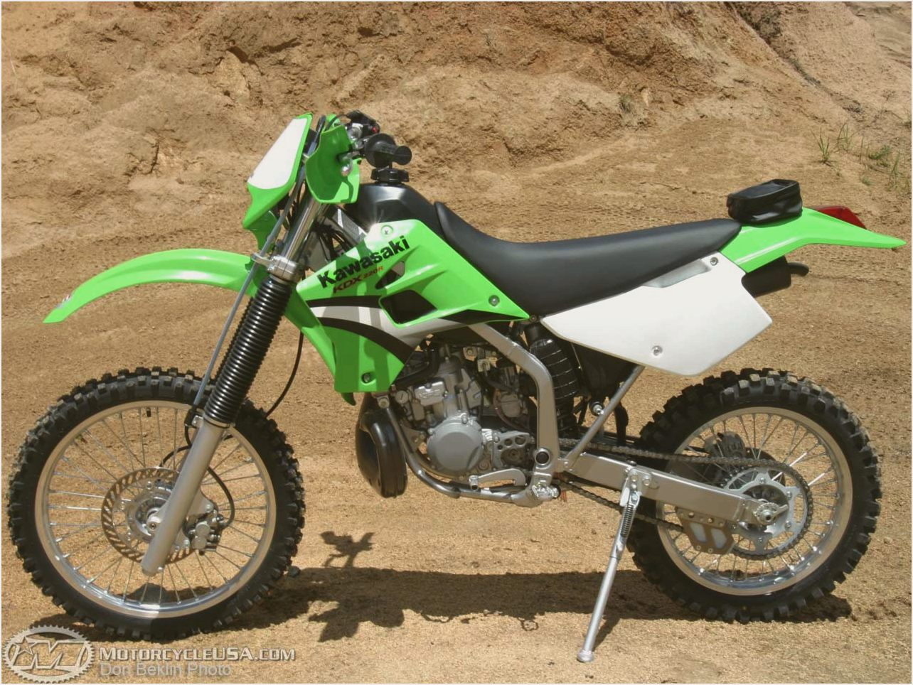 Мотоцикл Kawasaki KDX 220R 2000 фото