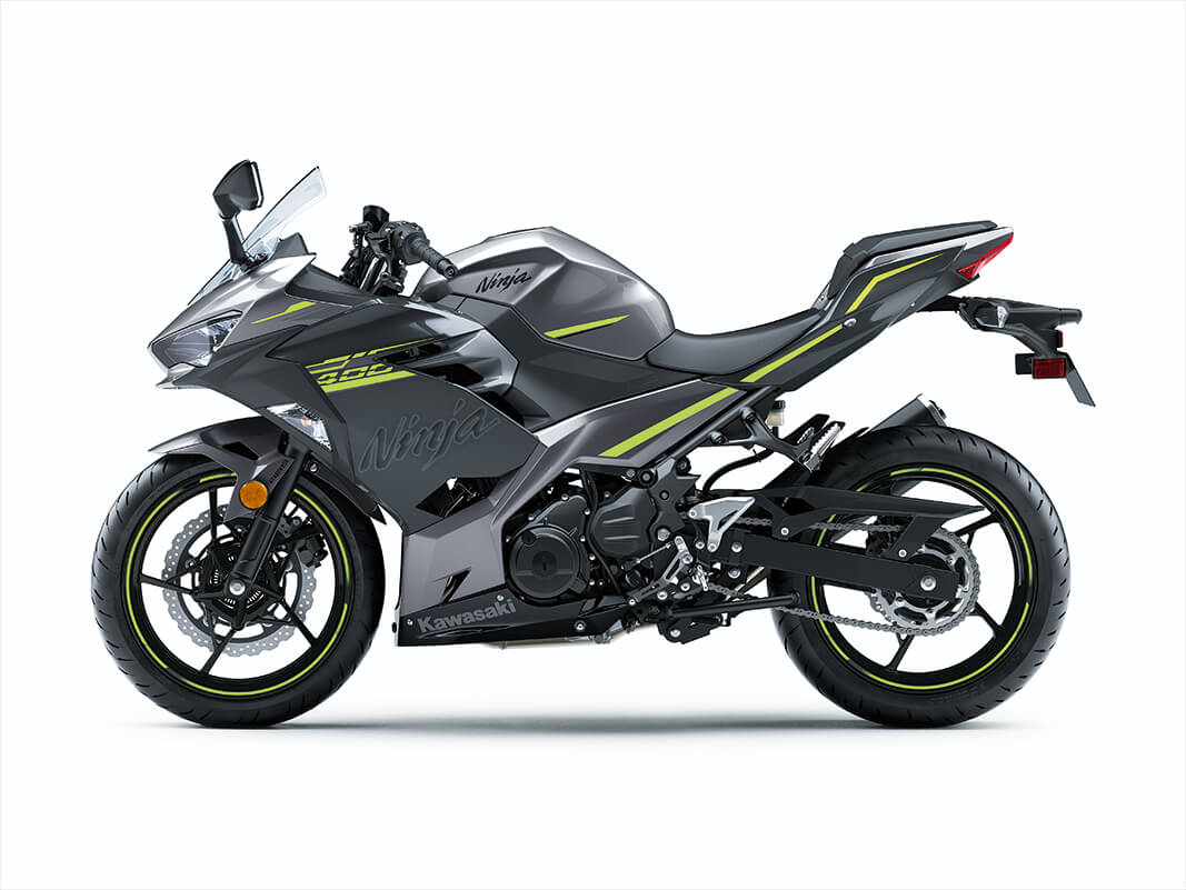 Мотоцикл Kawasaki Ninja 400 2021 фото