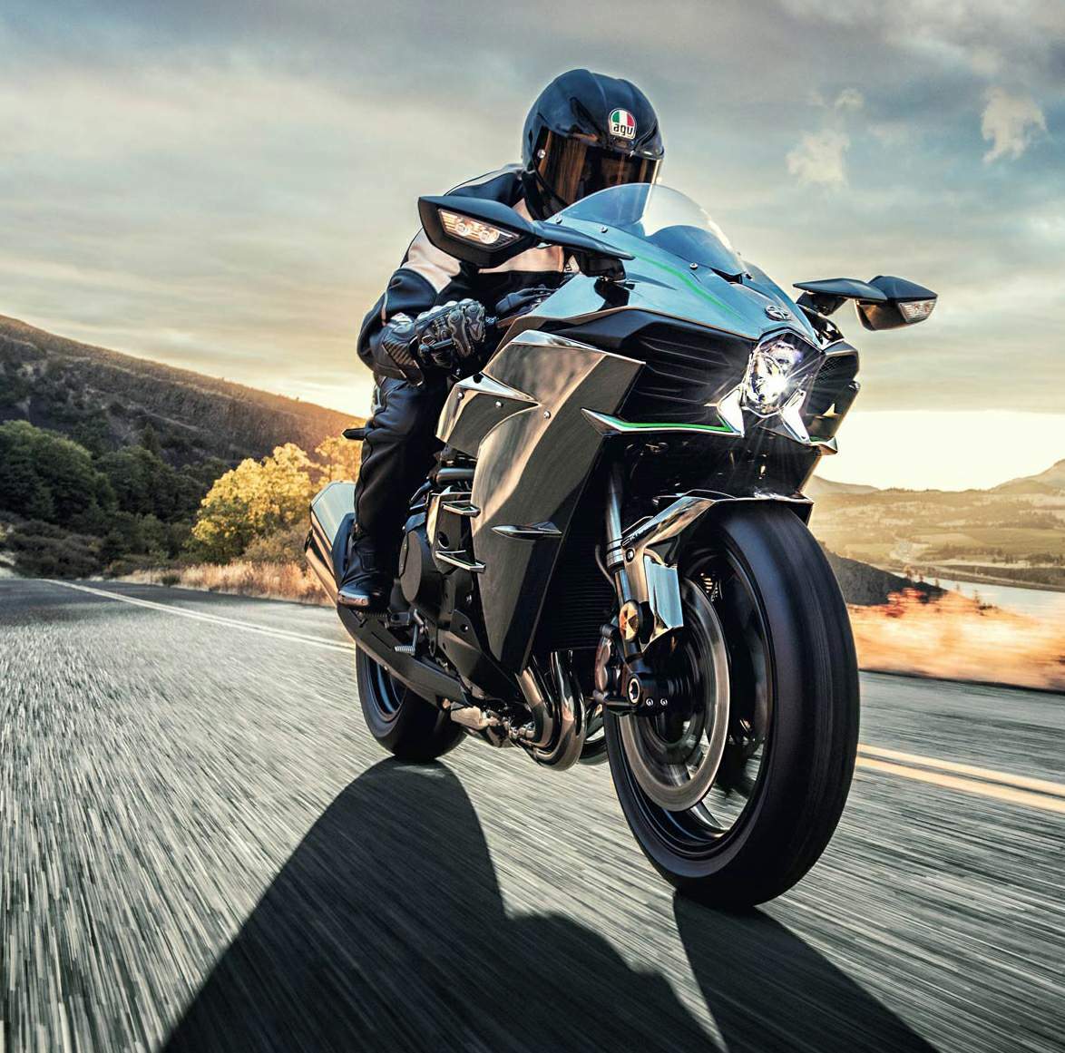Мотоцикл Kawasaki Ninja H2 2018 фото