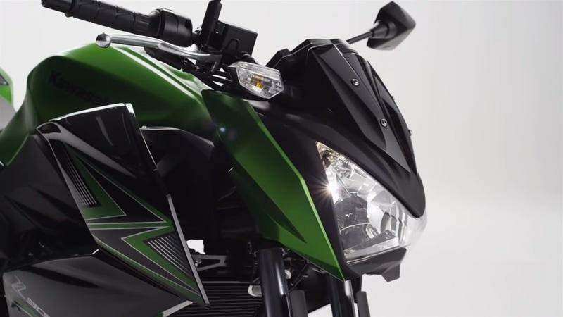 Мотоцикл Kawasaki Z 250 2017 фото