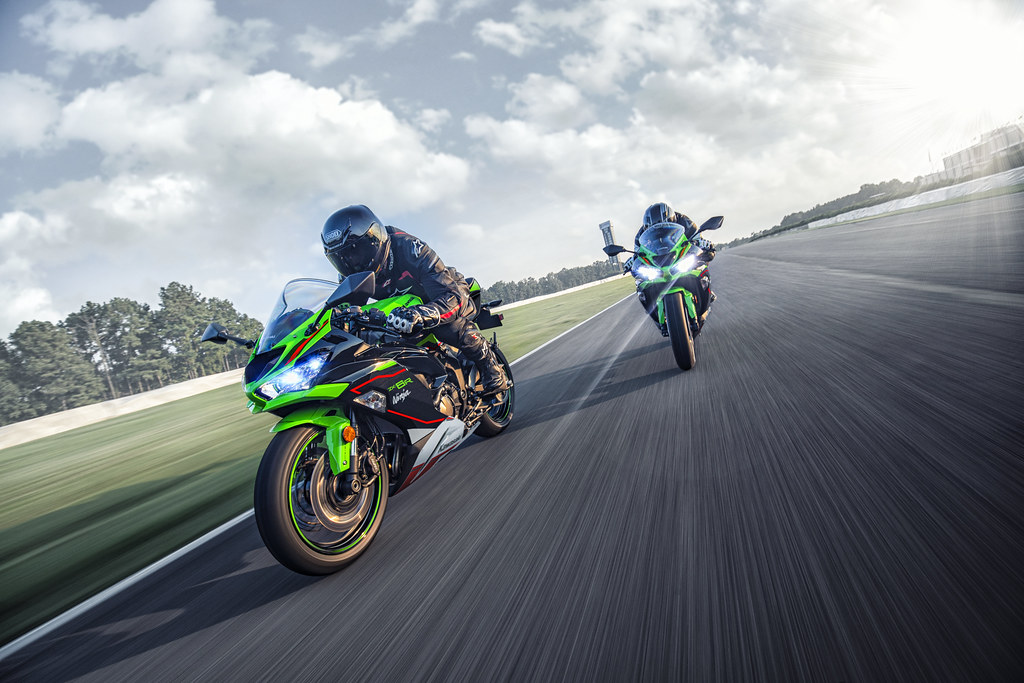 Мотоцикл Kawasaki ZX-6R Ninja KRT Edition 2021 фото