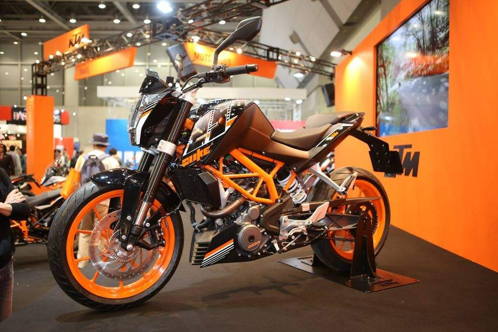 Мотоцикл KTM 250 Duke 2015 фото