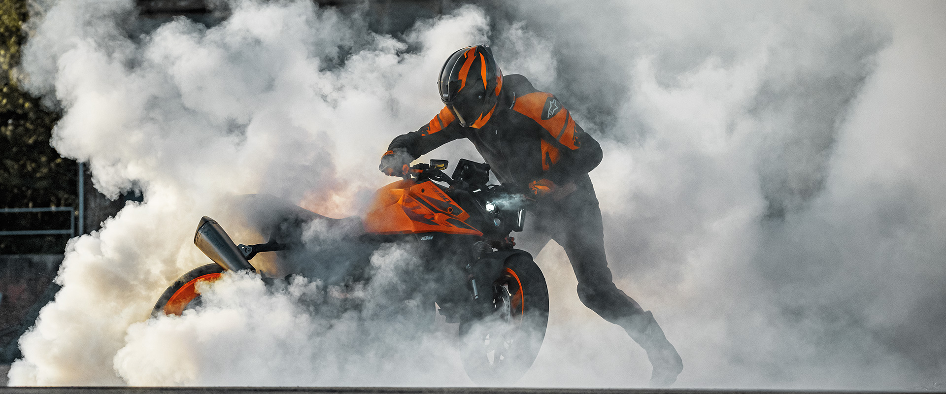 Мотоцикл KTM 990 Duke 2024 фото