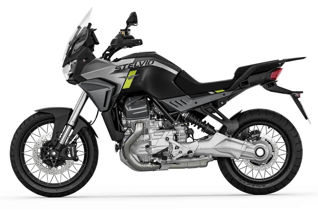 Мотоцикл Moto Guzzi Stelvio 2024 фото