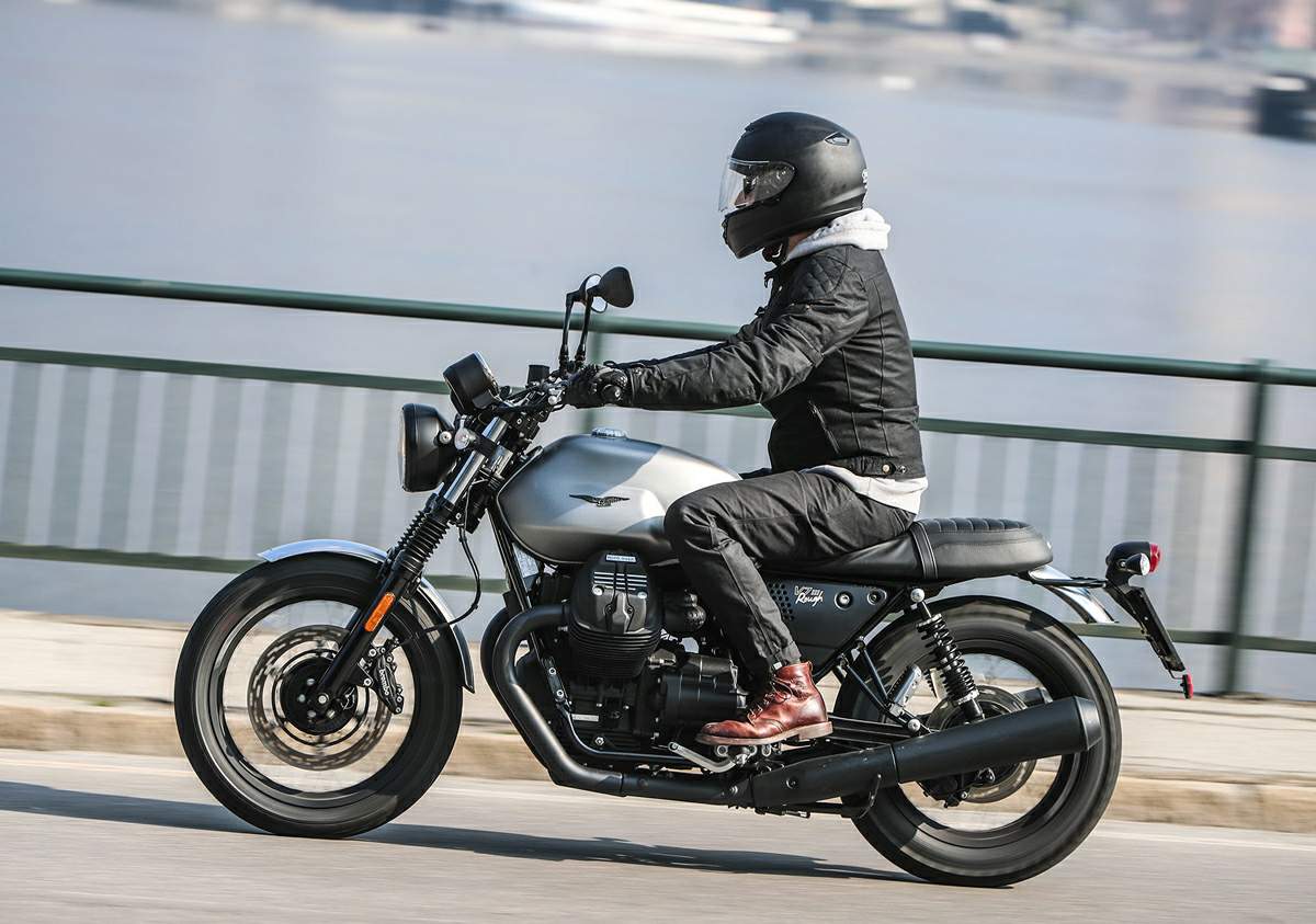 Мотоцикл Moto Guzzi V7III Rough 2018 фото