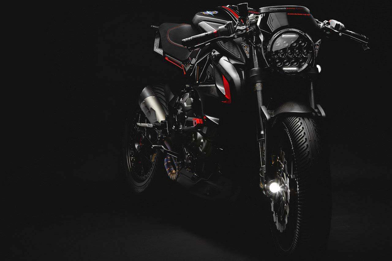 Мотоцикл MV Agusta Dragster 800 Blackout 2017 фото