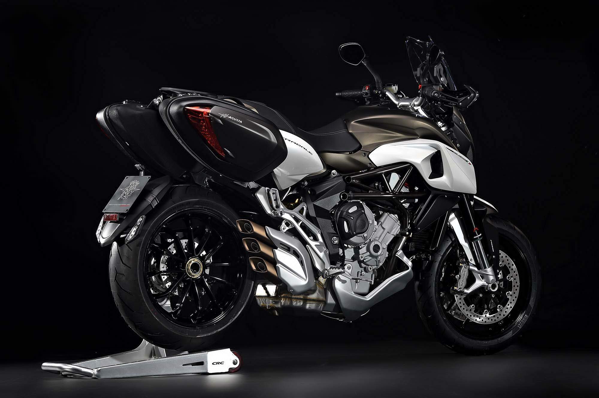 Мотоцикл MV Agusta Stradale 800 2015 фото
