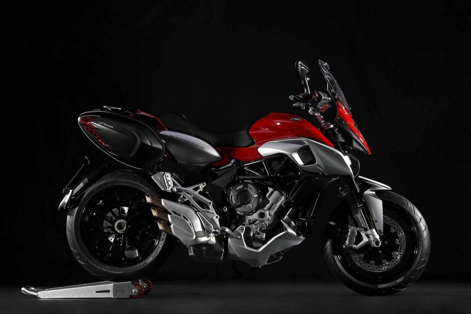 Мотоцикл MV Agusta Stradale 800 2016 фото