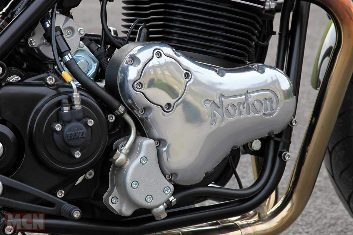 Мотоцикл Norton Commando 961 Street Limited Edition 2019 фото
