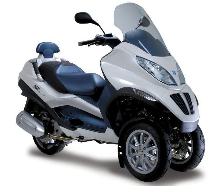 Мотоцикл Piaggio MP3 125LT Hybrid 2009