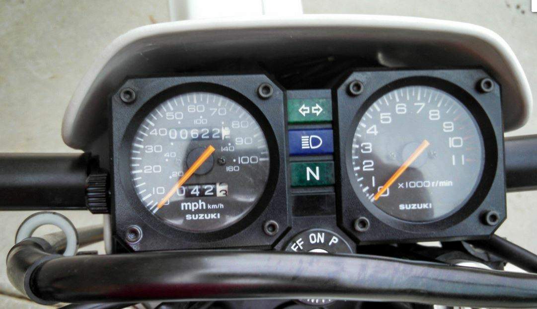 Мотоцикл Suzuki DR 350SE 1999 фото