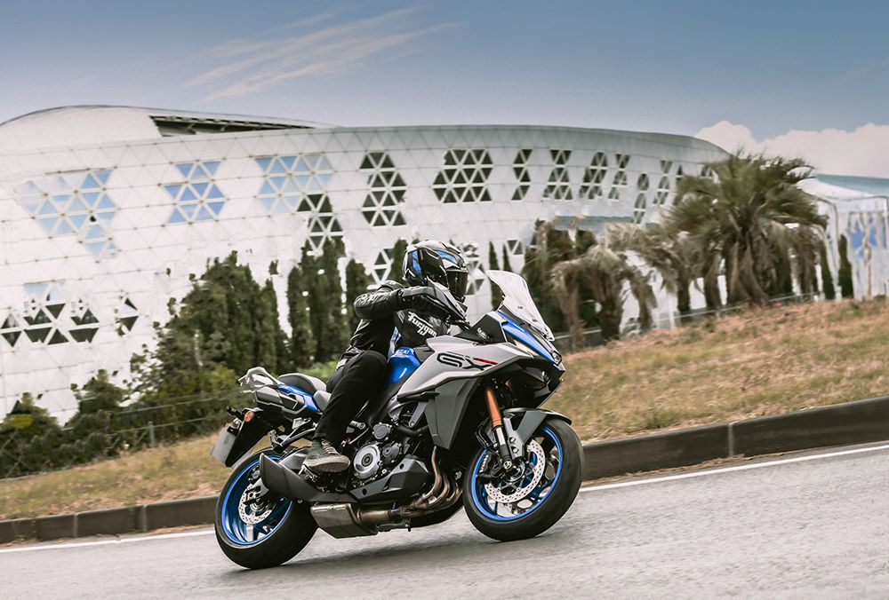 Мотоцикл Suzuki GSX-S1000GX 2024 фото