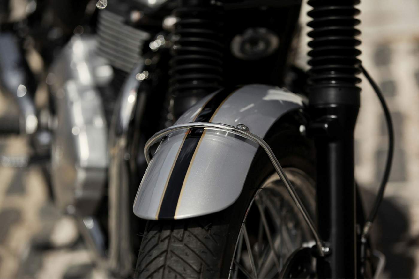Мотоцикл Triumph Bonneville T100 SE 2015 фото