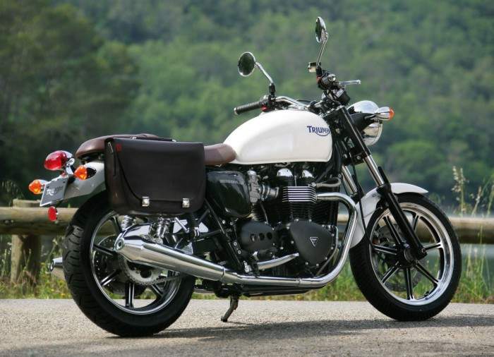 Мотоцикл Triumph Bonneville 2009