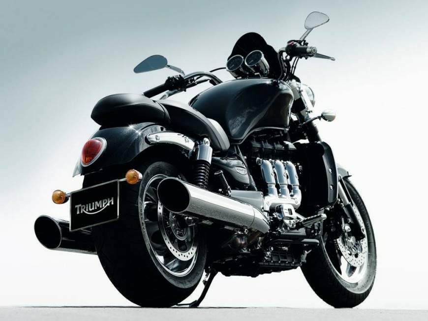Мотоцикл Triumph Rocket III Roadster 2010