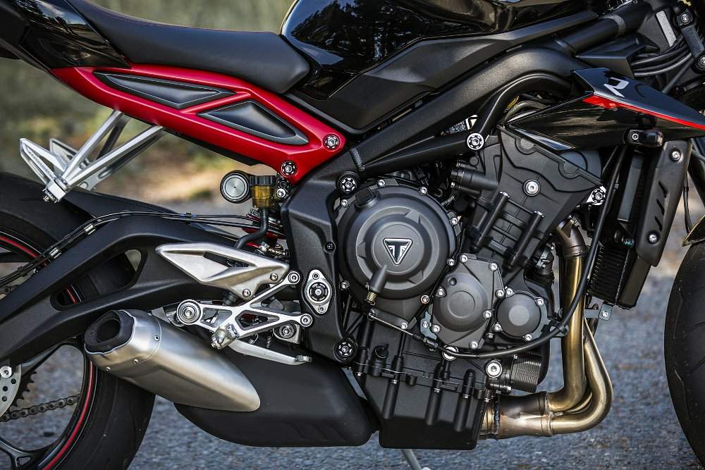 Мотоцикл Triumph Street Triple 765R 2017 фото