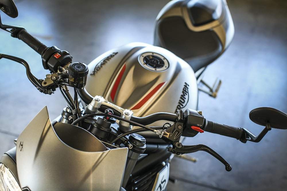 Мотоцикл Triumph Street Triple 765RS 2017 фото