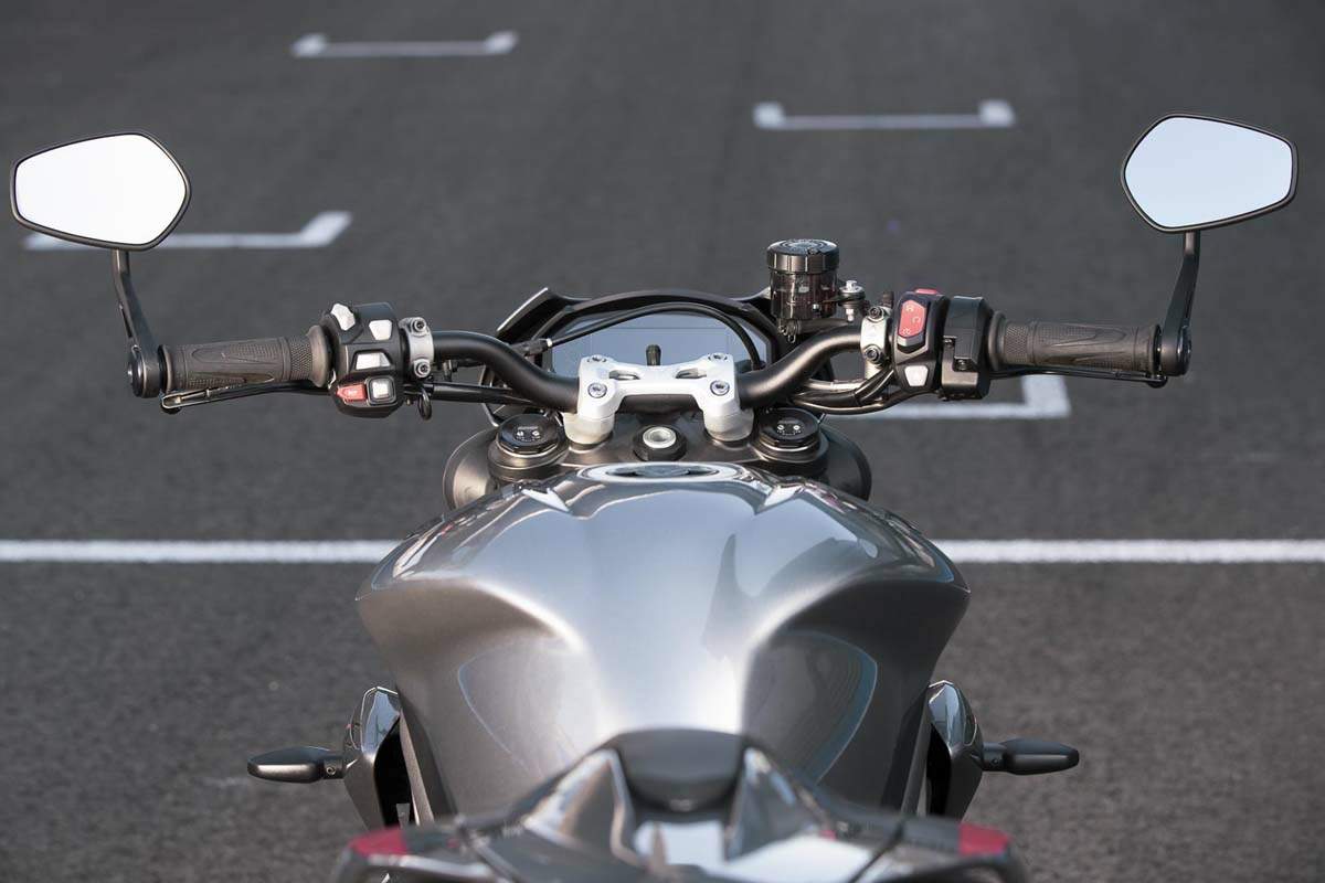 Мотоцикл Triumph Street Triple RS 2020 фото