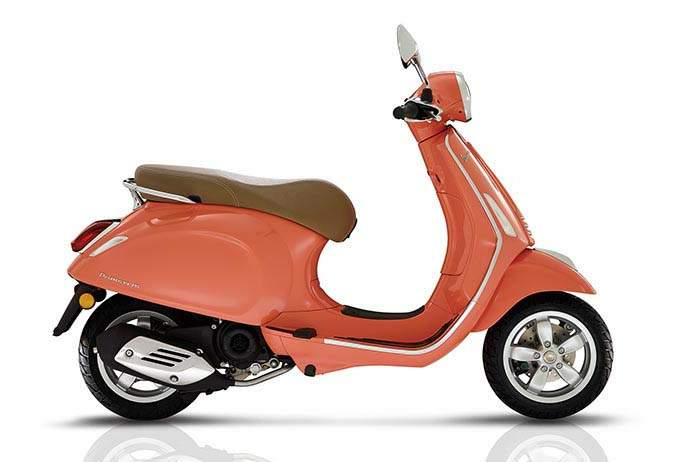 Мотоцикл Vespa Primavera 50 2018 фото