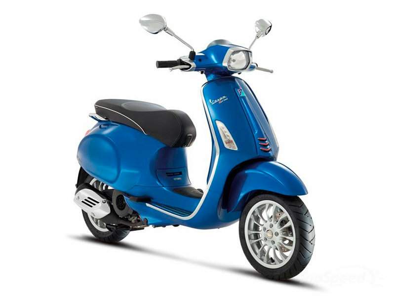 Мотоцикл Vespa Sprint 150 2015 фото