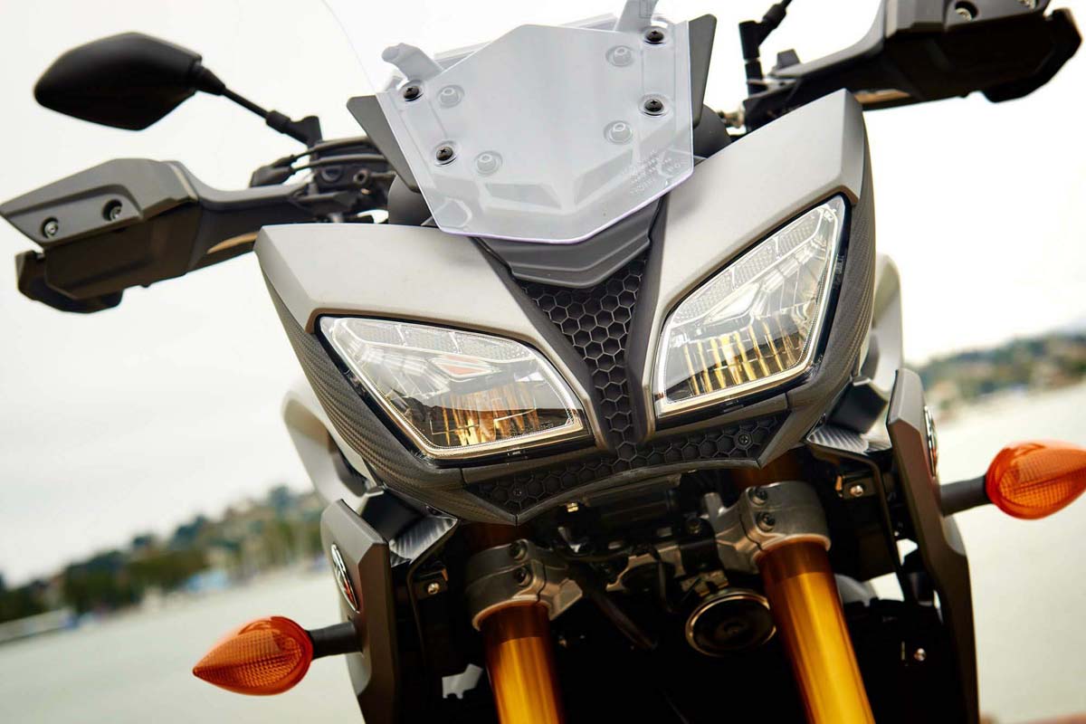 Мотоцикл Yamaha FJ-09 2017 фото