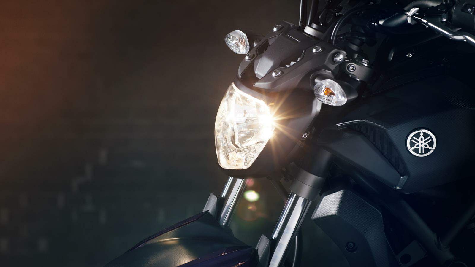 Мотоцикл Yamaha FZ-07 2015 фото