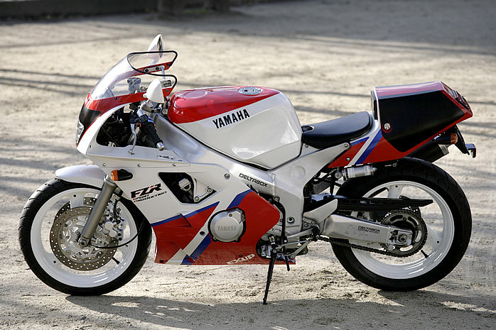 Мотоцикл Yamaha FZR 400RR SP 1990 фото