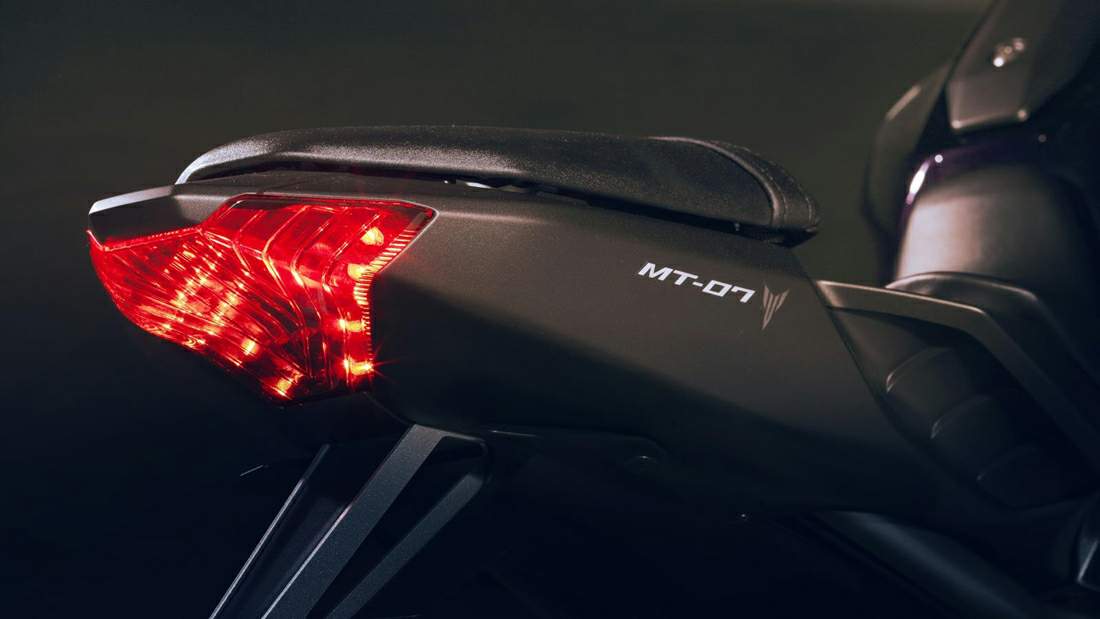 Мотоцикл Yamaha MT-07 2015 фото