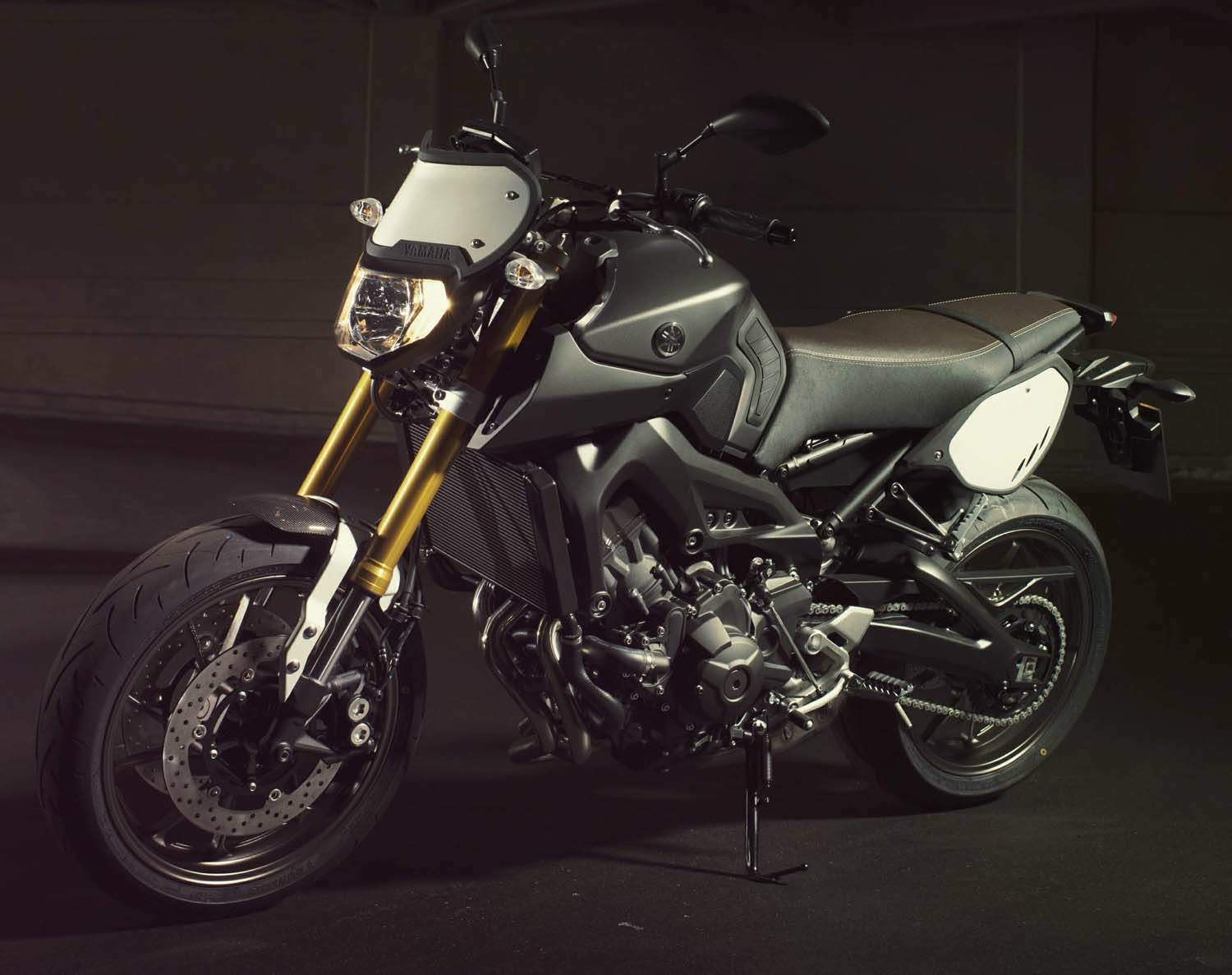 Мотоцикл Yamaha MT-09 Street Tracker 2014 фото