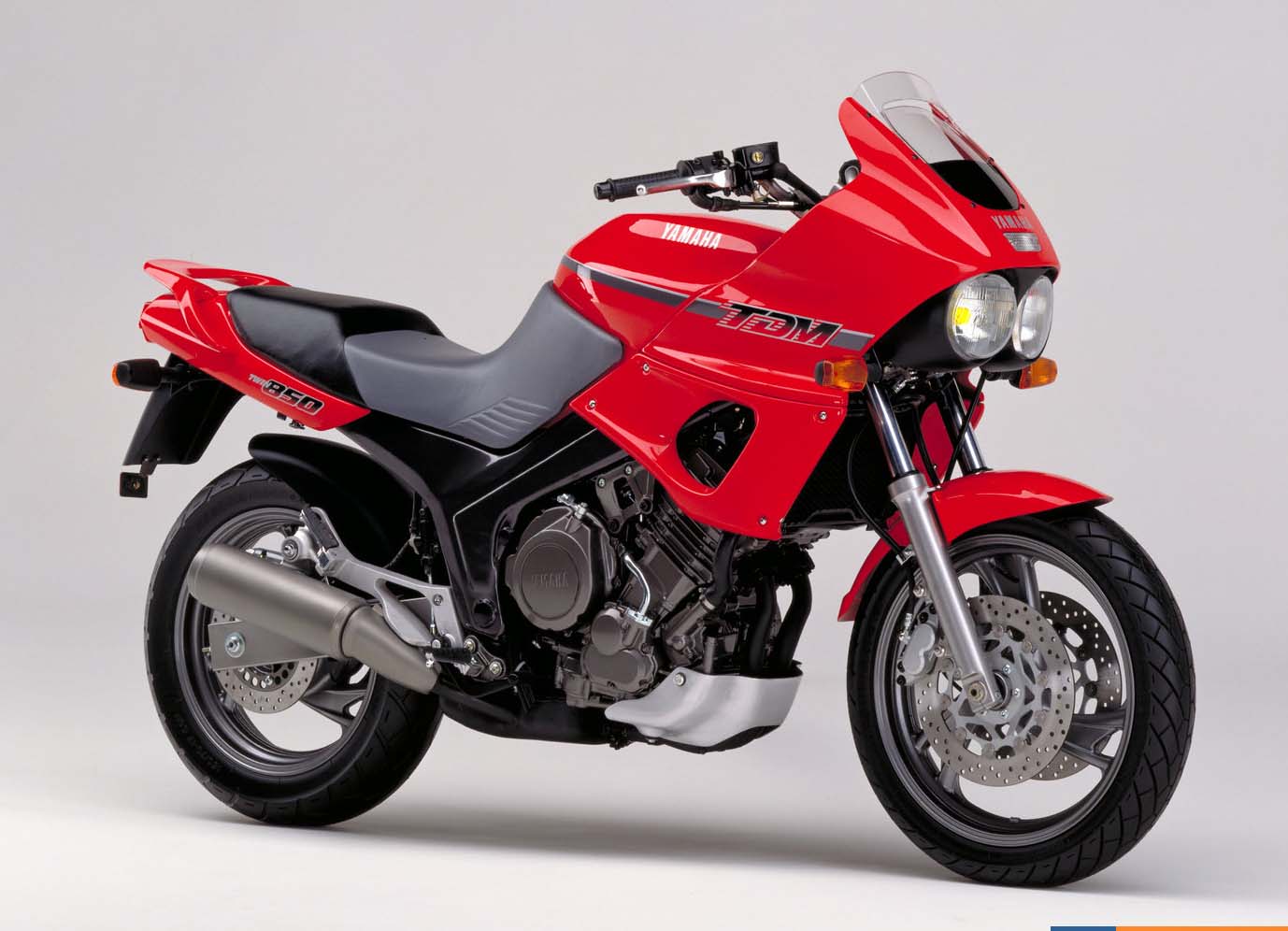 Мотоцикл Yamaha TDM 850 1996 фото