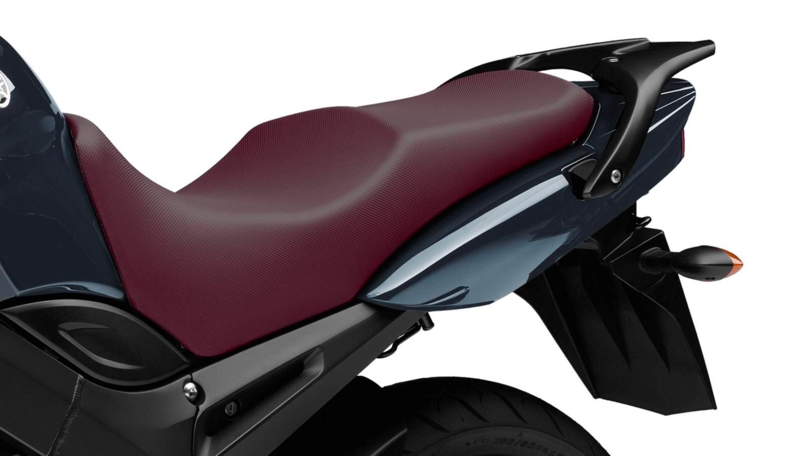 Мотоцикл Yamaha TDM 900 2011 Мотоцикл Yamaha TDM 900 2011