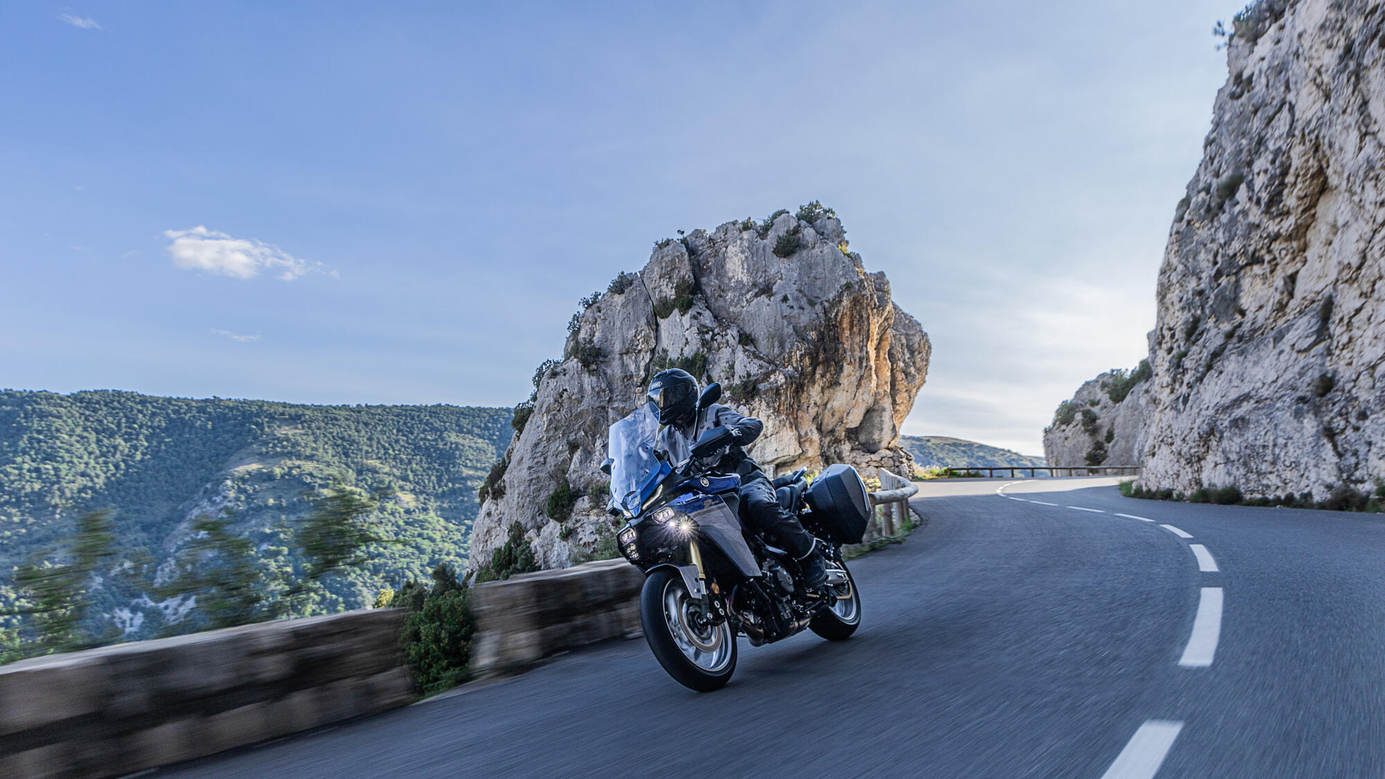 Мотоцикл Yamaha Tracer 9 GT plus 2025 фото