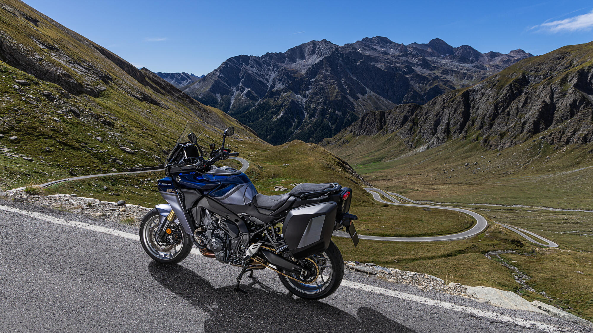 Мотоцикл Yamaha Tracer 9 GT plus 2025 фото