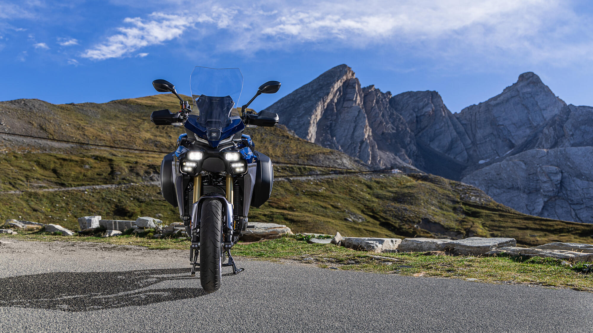 Мотоцикл Yamaha Tracer 9 GT plus 2025 фото