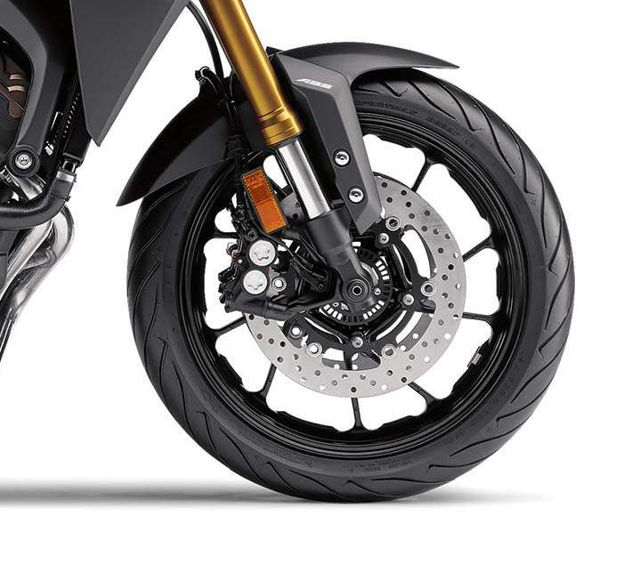 Мотоцикл Yamaha Tracer 900 2017 фото