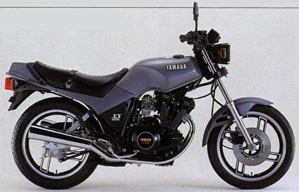 Мотоцикл Yamaha XS 250 1981 фото