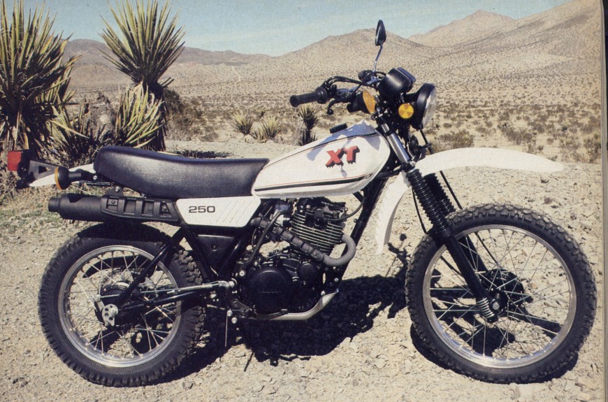 Мотоцикл Yamaha XT 250 1979 фото