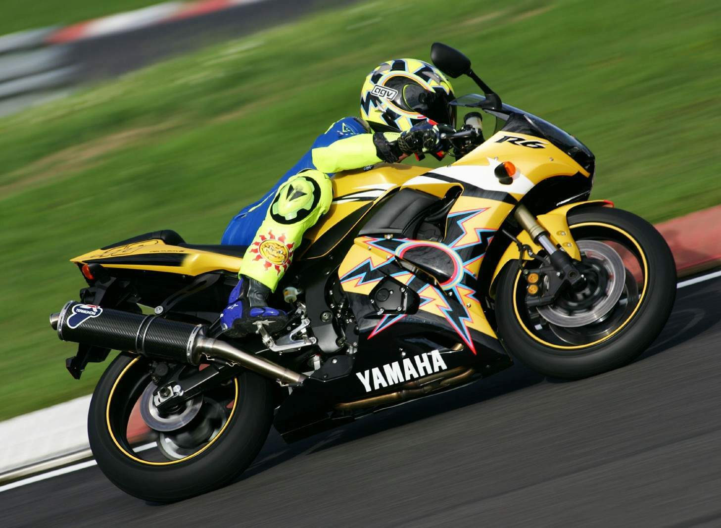 Мотоцикл Yamaha YZF 600 R6 Rossi R46 Replica 2005 фото