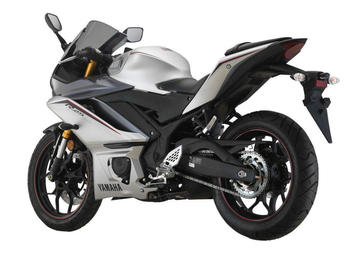 Мотоцикл Yamaha YZF-R25 2020 фото