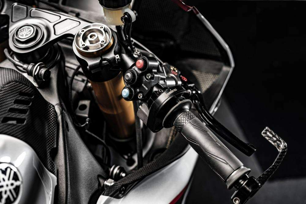 Мотоцикл Yamaha YZF R1 GYTR Pro 2024 фото